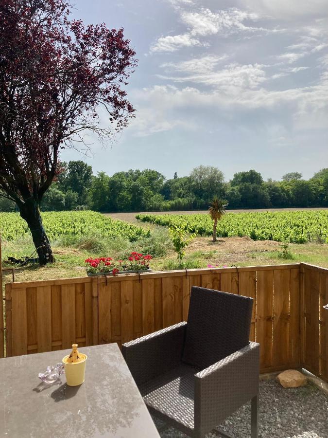 Lodging Au Milieu Des Vignes & Des Etoiles Saint-Jean-de-Fos Exterior photo